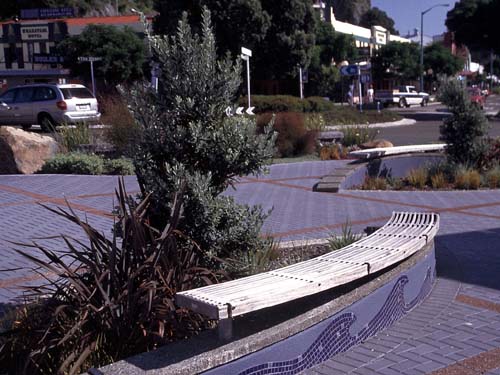 Aufwndige Platzgestaltung am Tourist-Infocenter