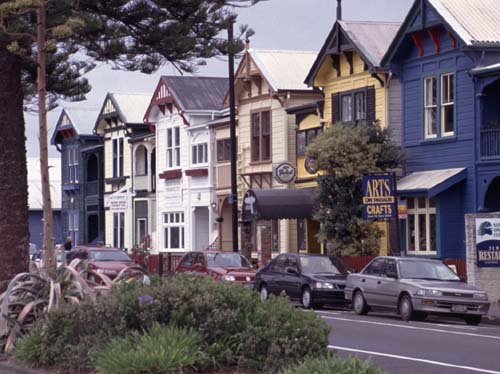 Bunte Holzhuser in Napier