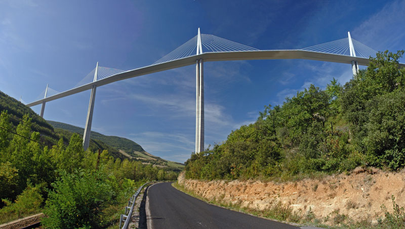 Der neue Viaduct von Millau
